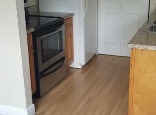 7298 Ulmerton Rd APT 613, Largo, FL 33771