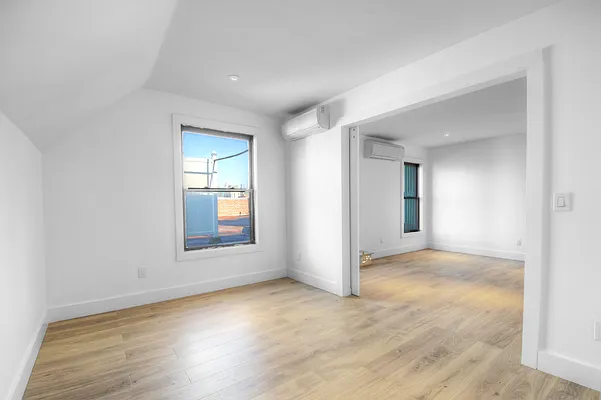 Rented by Corcoran | media 28