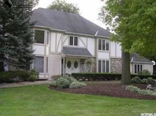 24279 Stonehedge Dr, Westlake, OH