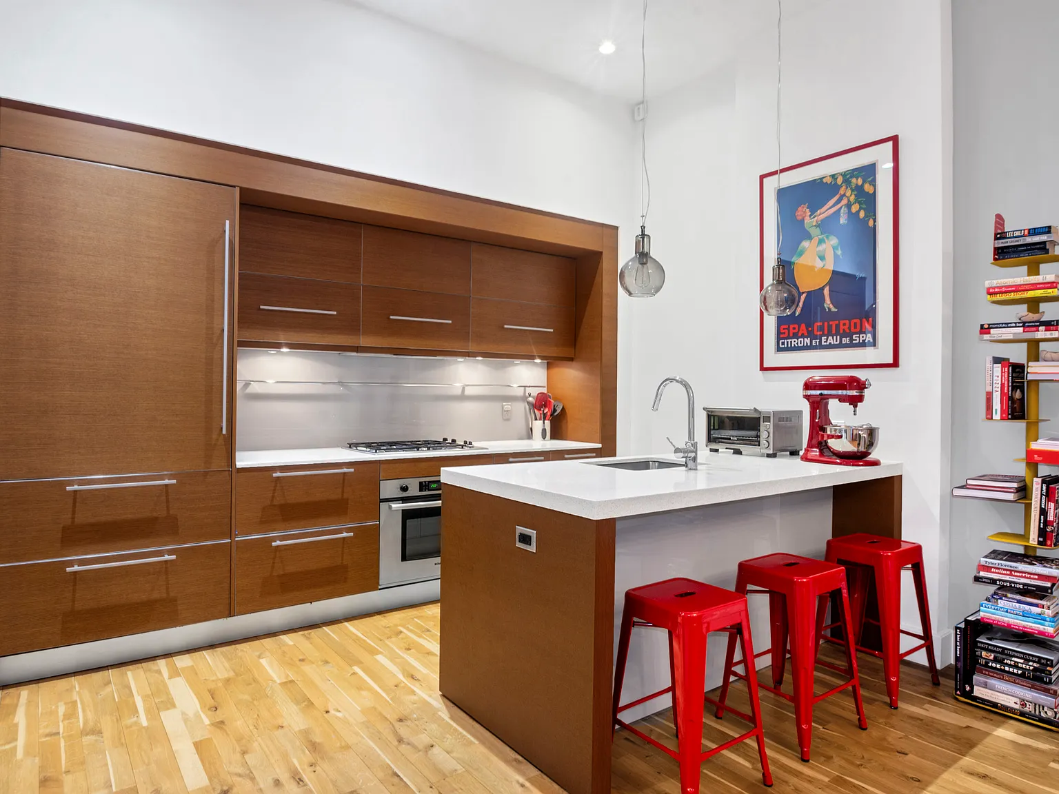 360 Furman Street — Photo 1
