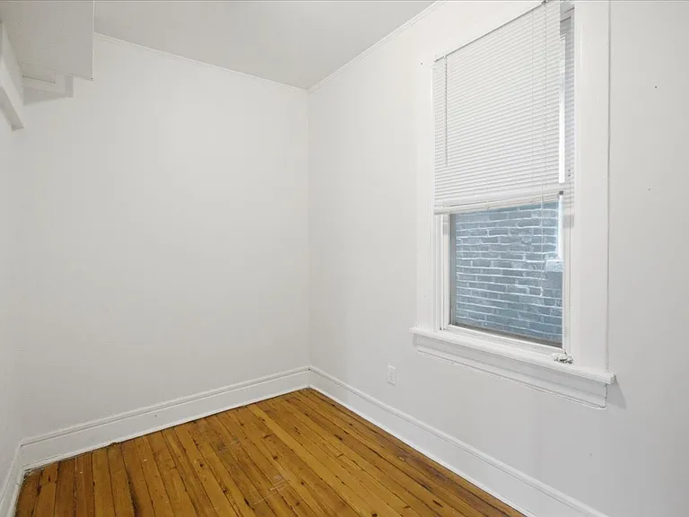 1616 W Le Moyne St #2 — Photo 9