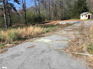 211 Bakerville Rd, Easley, SC 29642