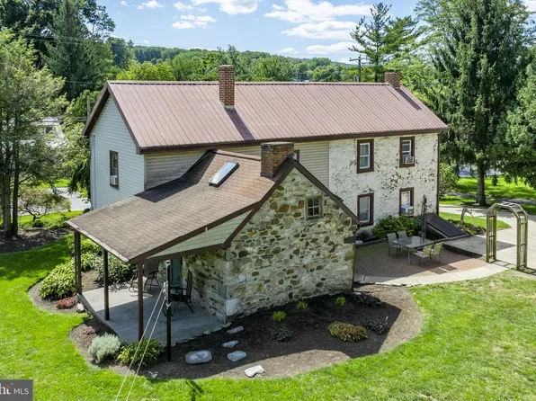 6380 Division Hwy, Narvon, PA 17555