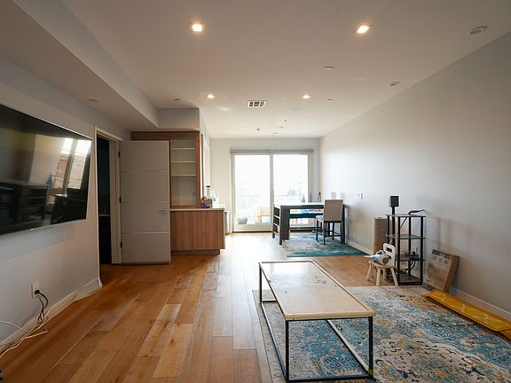 1st Floor Living Room