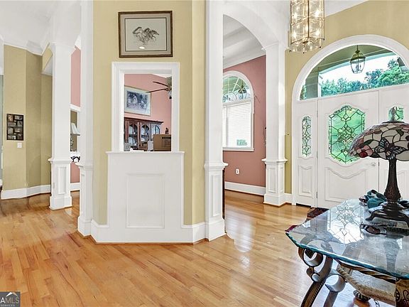 3rd image of 2195 Misty Oaks Dr