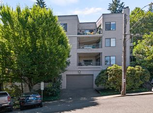 1320 SW Hall St, Portland, OR 97201