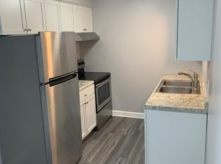 500 S 3rd St #16, Peotone, IL 60468