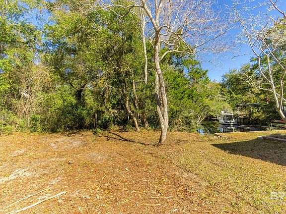3rd image of 5208 Hickory Ln #16