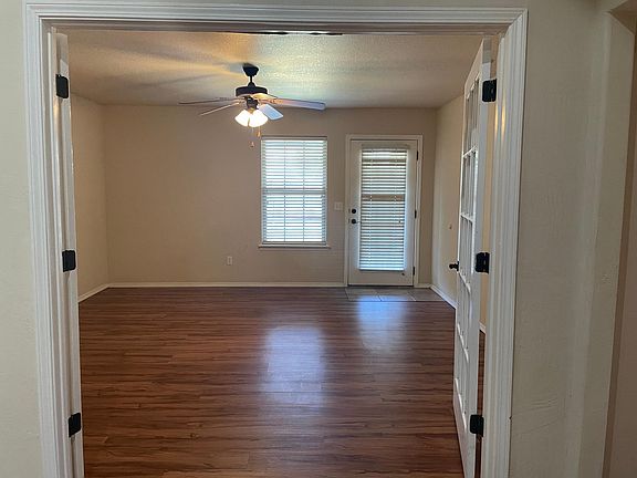4th image of 8300 Littlerock Dr
