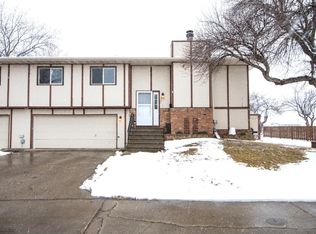 2321 4th Ave S, Moorhead, MN 56560