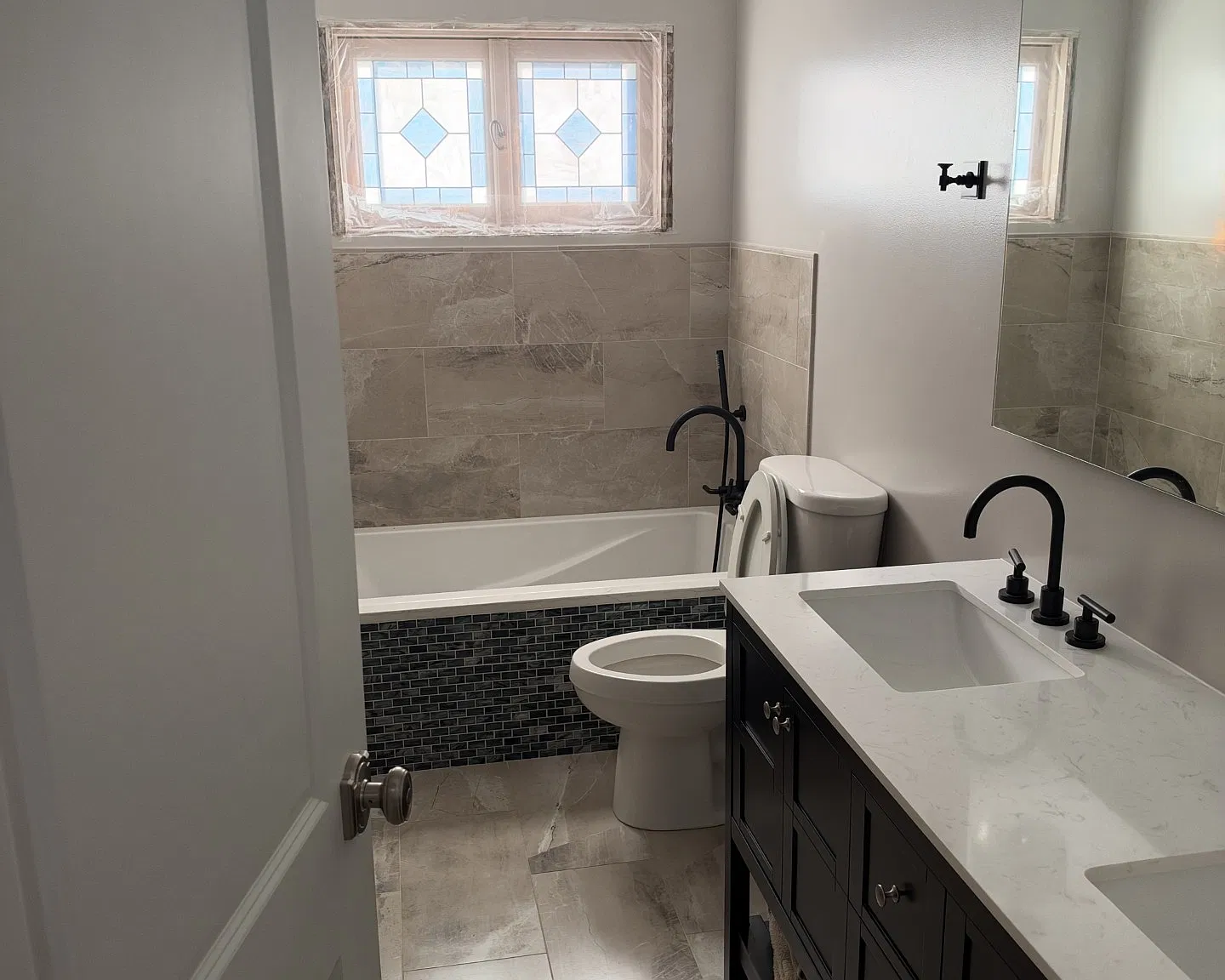 3 bed, 1637 sqft, $3,500 — Photo 4