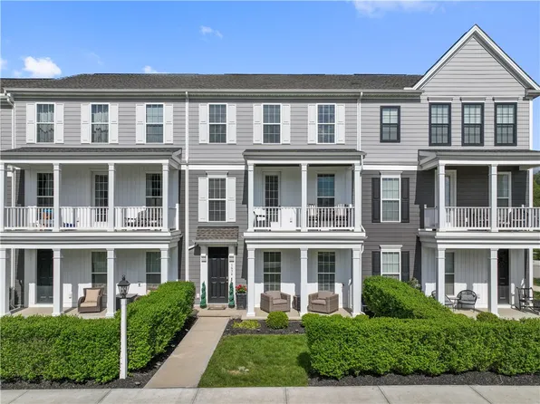 1636 Hastings Park Dr, Bridgeville, PA 15017