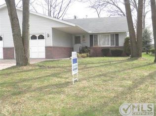 3948 Butternut Ct, Port Huron, MI 48060