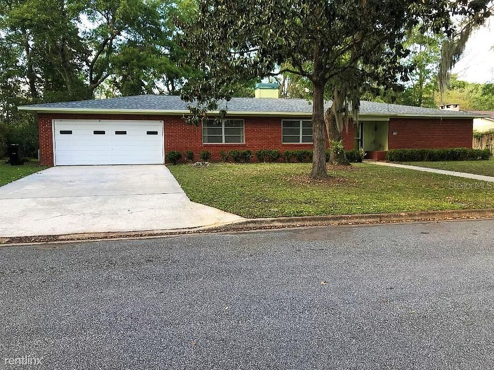 1st image of 4410 NW 14th Pl