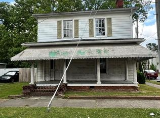 212 Grace St, Suffolk, VA 23434