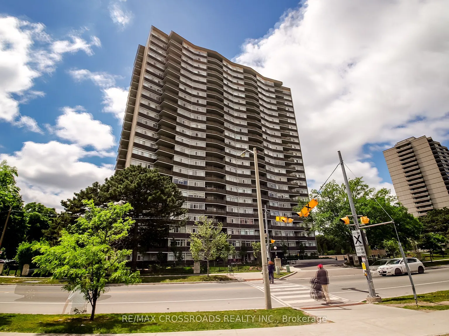 3 bed, $3,300 — Photo 1