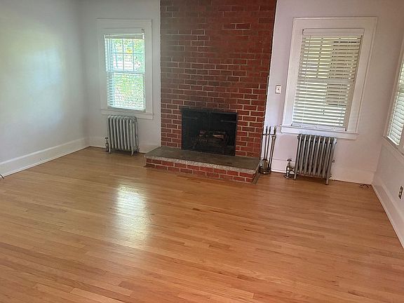 4th image of 155 Parkway