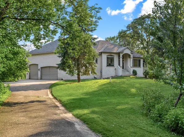 3354 Rodeo Dr NE, Blaine, MN 55449