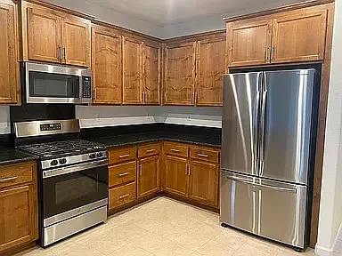 3526 Sawyer Way — Photo 3
