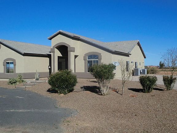 2nd image of 2870 E Eliza Cir