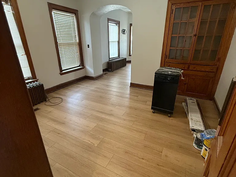 720 1st Ave #A — Photo 3