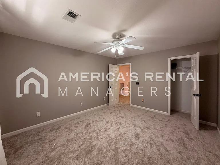 3505 Savannah Park Ln — Photo 52