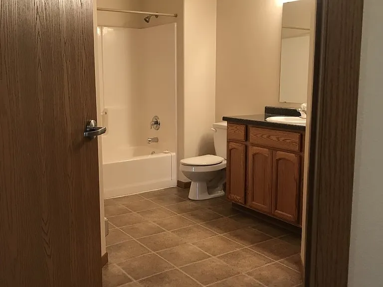 Apartments on Main - Live the Downtown Lifestyle — Photo 13
