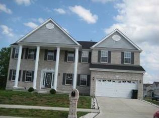 2718 Chapel Cove Ct, Florissant, MO 63031