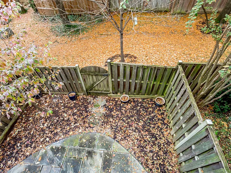 1232 Dartmouth Rd — Photo 32