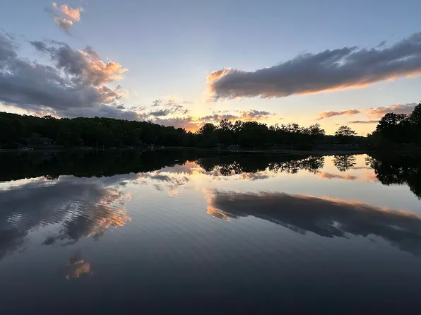 89 Sali Ct, Brevard, NC 28712