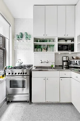 Rented by Corcoran | media 18