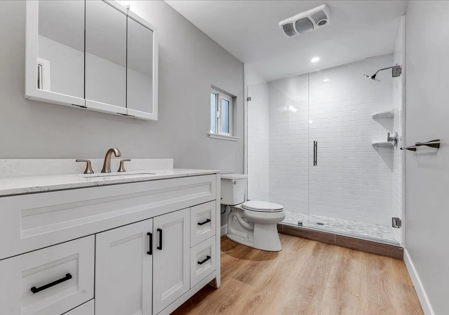 390 Shasta St — Photo 4