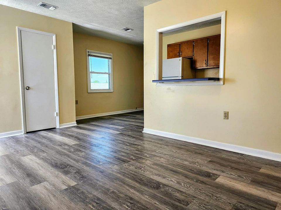 Spacious living room.