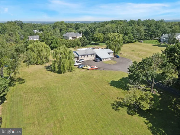 290 Hatboro Rd, Ivyland, PA 18974