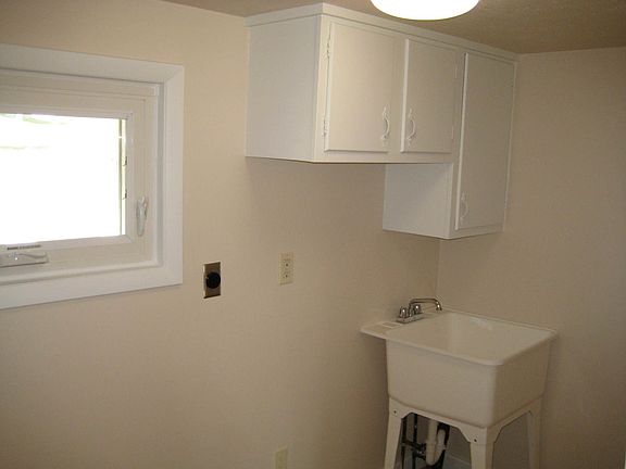 1st Floor Laundry