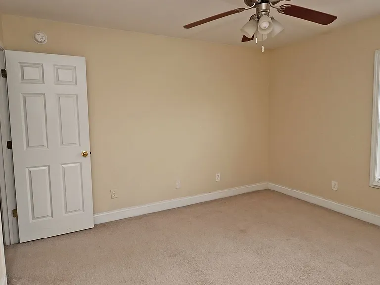 223 Forest Green Dr — Photo 23