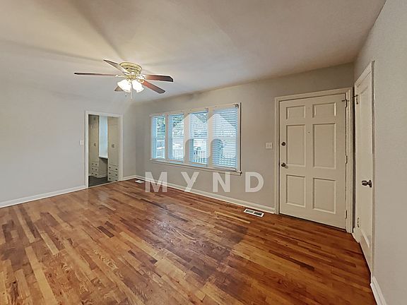 3rd image of 188 Nancy Dr SE