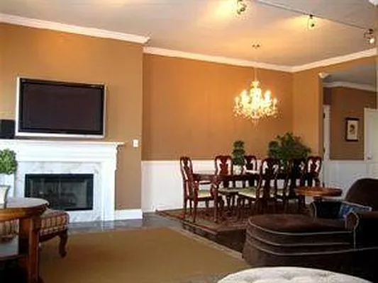 Sold by Kian Realty | media 11