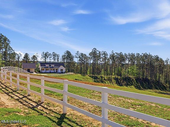 5th image of 333 Beaverdam Rd