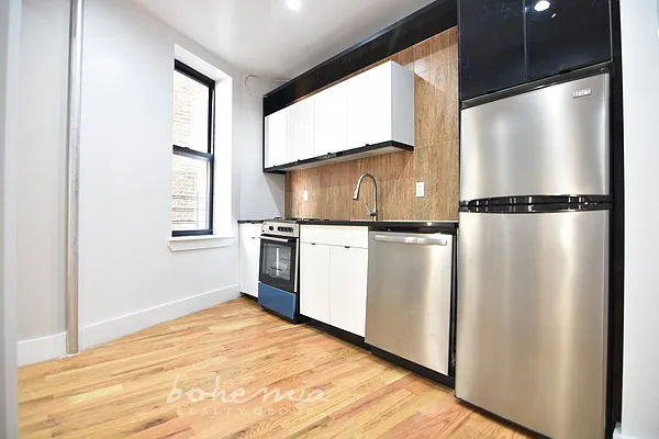 Rented by Bohemia Realty Group | media 2