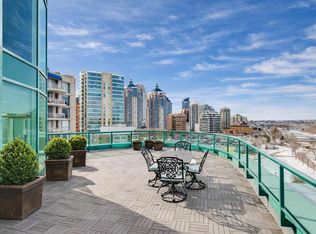 837 W 2nd Ave SW #901, Calgary, AB T2P 0E6