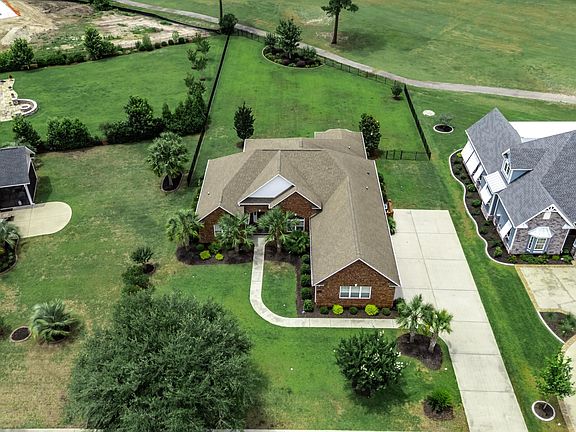 3rd image of 1009 Gallinule Dr.