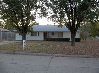 410 S Rutter Ave, Chanute, KS 66720