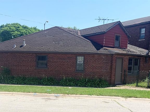 5th image of 3700 Guthrie St