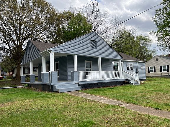 3rd image of 107 School St