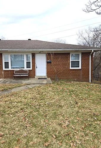 401 Springhill Dr Photo 1