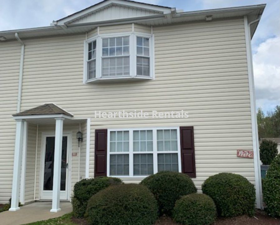 1st image of 2128 G 11 Flagstone Ct