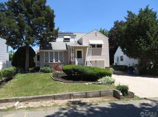 48 Harrison St, Sayreville, NJ