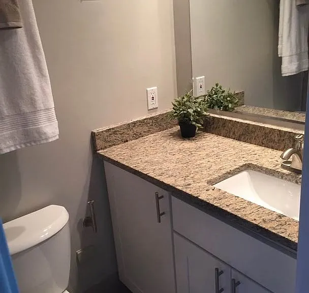 748 McHenry St — Photo 11