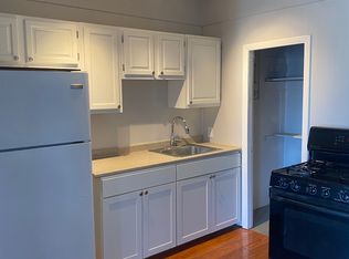 13 Peck St #2, Fall River, MA 02724